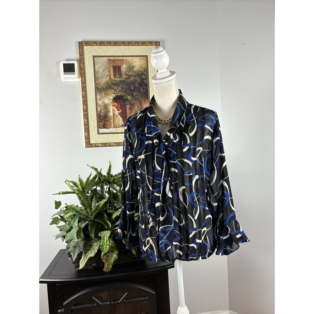 Chaps Women’s Long Bell Sleeve Top Size M See-through Pleated Multicolor